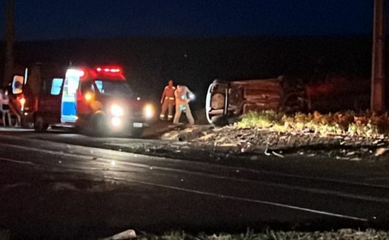 Medianeira: Homem de 66 anos fica ferido após capotar com veículo na PR 495