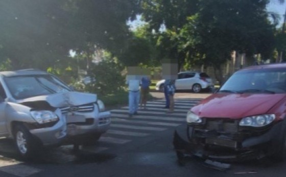 Medianeira: Motorista avança preferencial e causa acidente no Bairro Cidade Alta