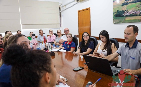 Médicos e Enfermeiros de Missal discutem o Saúde Brasil 360