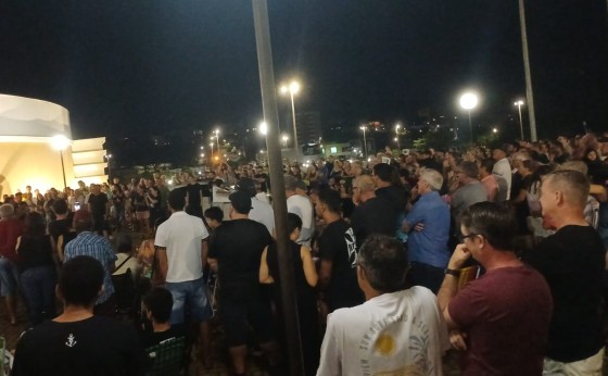 Moradores protestam contra aumento do IPTU 2026 em Medianeira