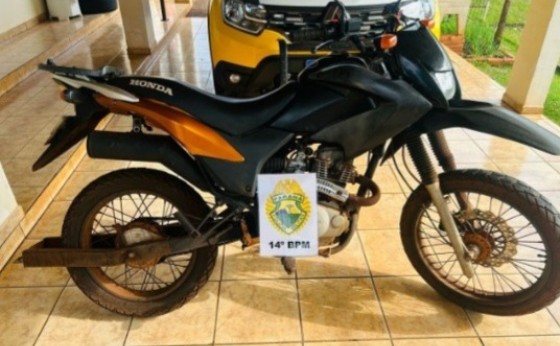Motocicleta roubada em Foz do Iguaçu é recuperada pela PM em Itaipulândia