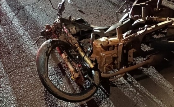 Motociclista morre após bater violentamente em Santana na PR-317, em São José das Palmeiras