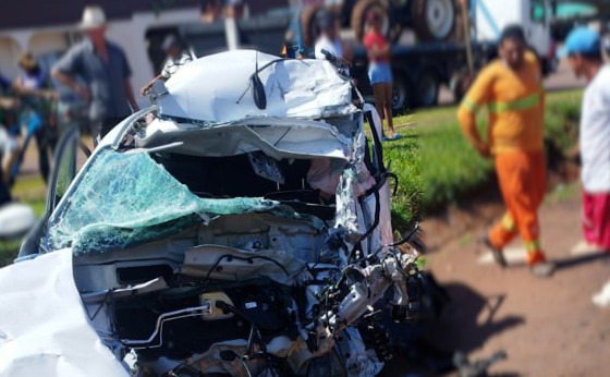 Motorista morre e três pessoas ficam feridas em acidente na BR-277