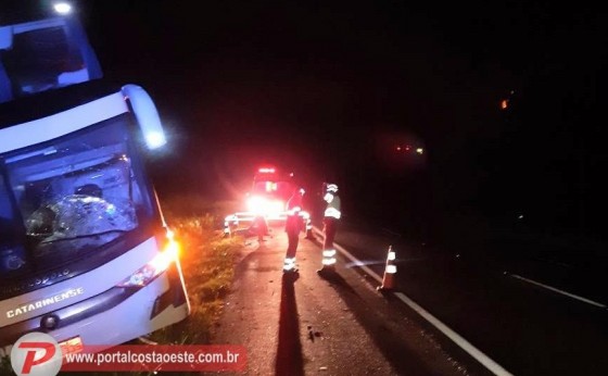 Mulher morre atropelada por ônibus na rodovia BR 277, em São Miguel do Iguaçu