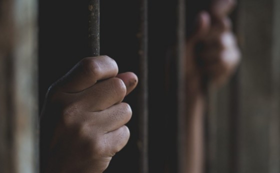 Oito presos fogem da Cadeia Pública Laudemir Neves, em Foz