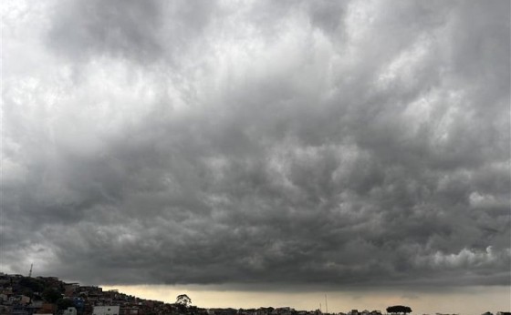 Paraná recebe três tipos de alertas de tempestades ao mesmo tempo; entenda cada um