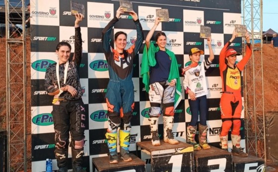 Paranaense de Motocross: Itaipulandiense participa de prova e mantém liderança