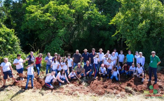 Plantio de Árvores na encosta do Rio São Vicente em Missal marca a celebração do Dia do Rio