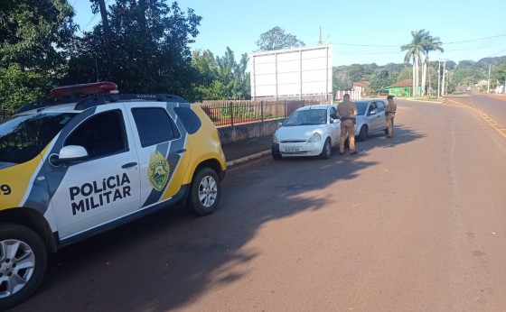 Polícia Militar de Itaipulândia intensifica abordagens a veículos e pessoas