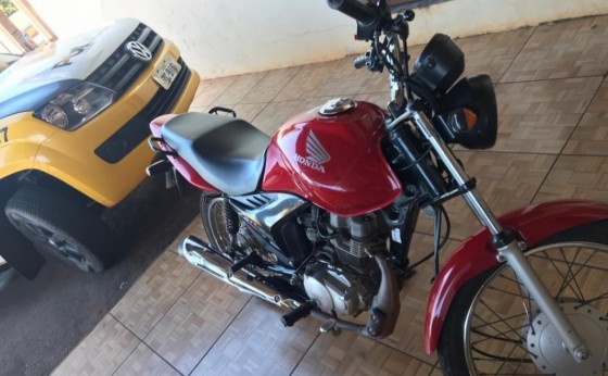 Policia Militar de Missal apreende motocicleta com irregularidades