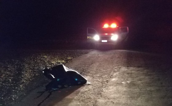 Polícia Militar encontra corpo de mulher no meio de estrada no interior de São Miguel