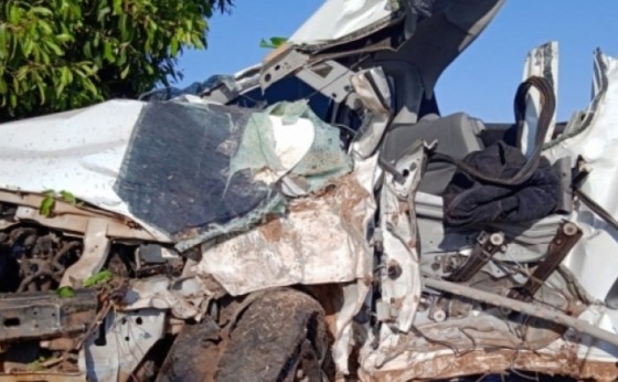 PR 495: Motorista morre após colidir com veículo em árvore entre Medianeira e Serranópolis