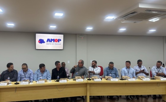 Prefeito Lindolfo Rui participa da Assembleia Ordinária da AMOP
