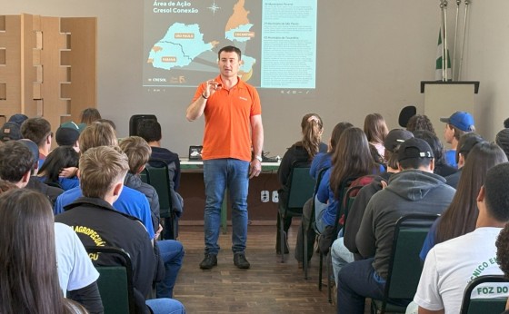 Projeto Juventude Cooperativista impacta mais de 200 jovens em Missal, Foz e São Miguel do Iguaçu