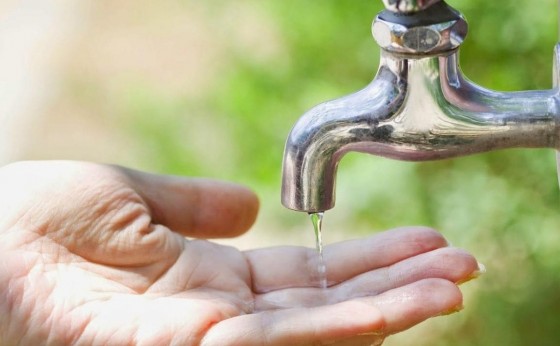 Rompimento de adutora afeta abastecimento de água no Distrito Santa Inês, em Itaipulândia
