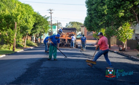 Rua Rui Barbosa recebe recape Asfáltico em Missal