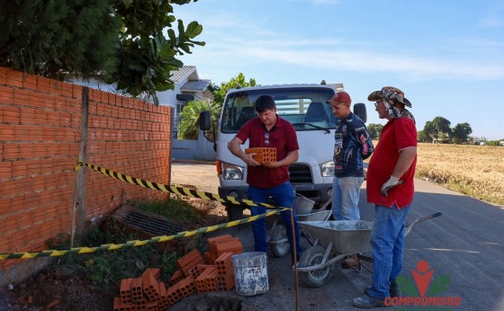 Sistema de drenagem está em construção no Loteamento Sausen em Missal