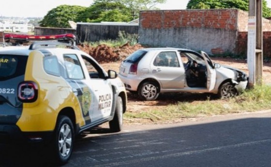 Suspeito de assaltar casa e fugir com carro das vítimas morre após confronto e perseguição