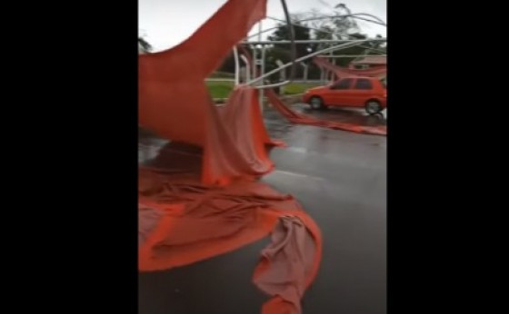 Temporal causa estragos no Distrito de Portão Ocoí, interior de Missal