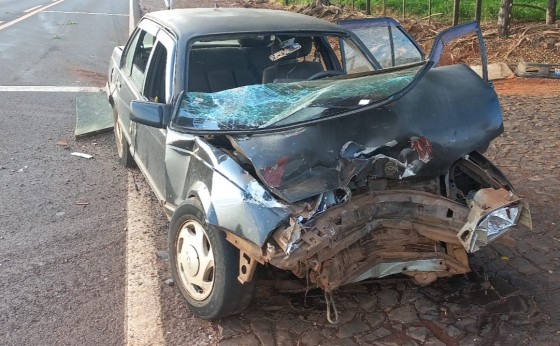 Um grave acidente na PR-495 entre Missal e Vista Alegre deixa um morto e um ferido