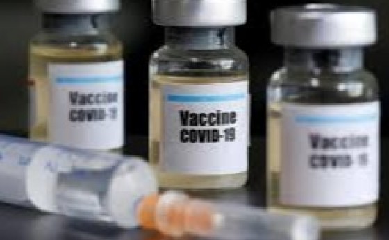 Vacina contra coronavírus testada em humanos gera resposta imunológica e é segura, diz empresa