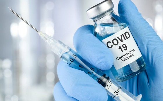 Vacina da covid-19 testada no HC em Curitiba poderá ser liberada em dezembro