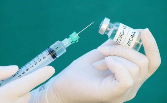 Vacinação conta Covid-19 deve começar em março no Paraná, diz Ratinho Junior
