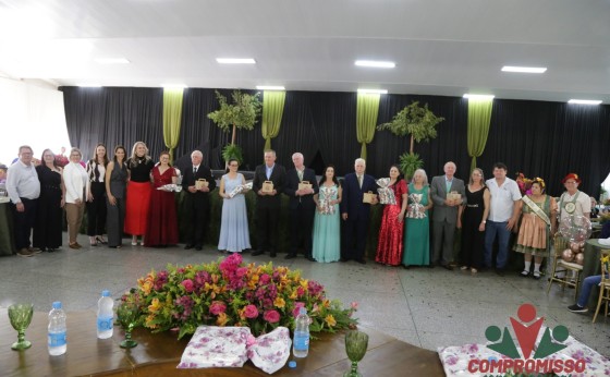Valdir Fritzen e Lurdes Konzen são eleitos Vovô Charmoso e Mais Bela Idosa em Missal